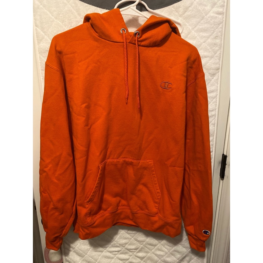 Chanpion Hoodie - medium